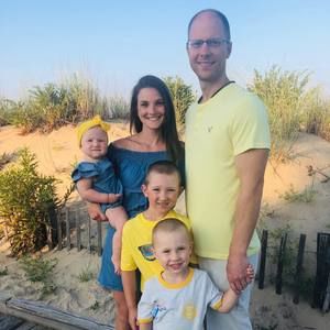 Meet your Posher, Laci